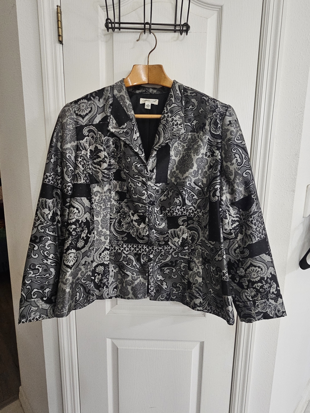 Coldwater Creek Black & Gray Patterned Blazer